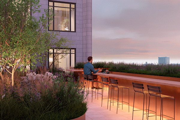 Внутри двора